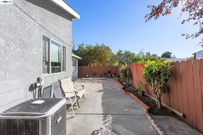 19431 Garrison Ave, Castro Valley, CA 94546 - Photo 53
