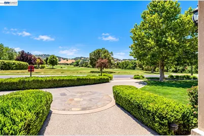 1377 Piemonte Dr, Pleasanton, CA 94566 - Photo 37