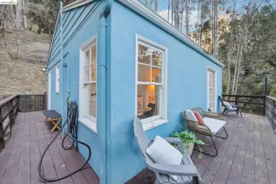 273 Beauforest Dr, Oakland, CA 94611 - Photo 23
