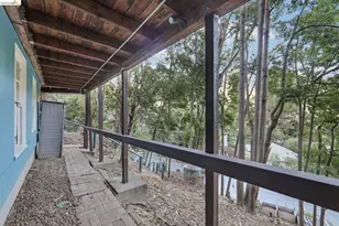 273 Beauforest Dr, Oakland, CA 94611 - Photo 33