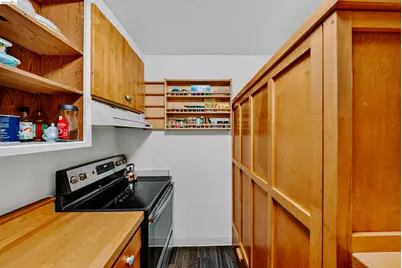425 Orange St #210, Oakland, CA 94610 - Photo 17