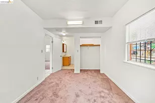 2425 Park Blvd, Oakland, CA 94606 - Photo 9