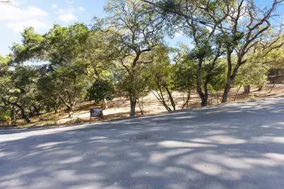 822 Acalanes Rd, Lafayette, CA 94549 - Photo 11