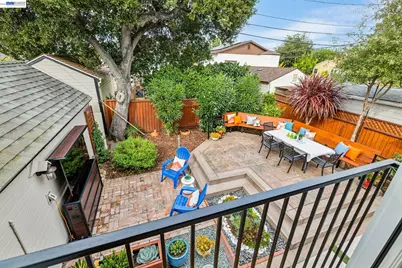1823 Moreland Dr, Alameda, CA 94501 - Photo 23