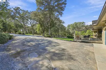 1644 Hidden Valley Ln, Auburn, CA 95602 - Photo 9