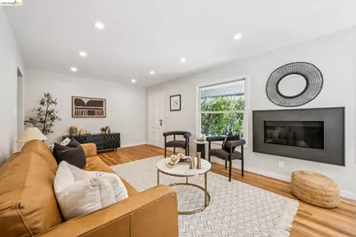 323 63rd Street #A, Oakland, CA 94618 - Photo 7