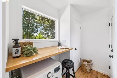 323 63rd Street #B, Oakland, CA 94618 - Photo 13