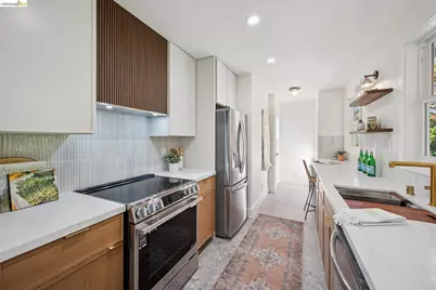 323 63rd Street #C, Oakland, CA 94618 - Photo 9
