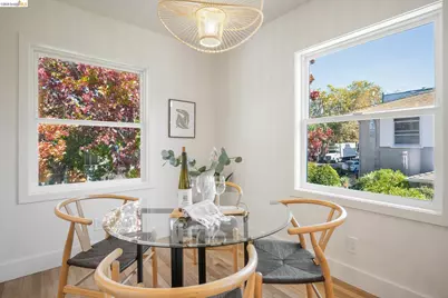 323 63rd Street #C, Oakland, CA 94618 - Photo 7