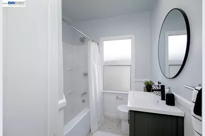 1716 Tregloan Ct, Alameda, CA 94501 - Photo 33