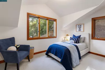 1070 Bollinger Canyon Rd, Moraga, CA 94556 - Photo 25