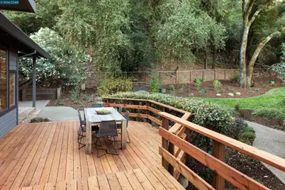 1070 Bollinger Canyon Rd, Moraga, CA 94556 - Photo 31
