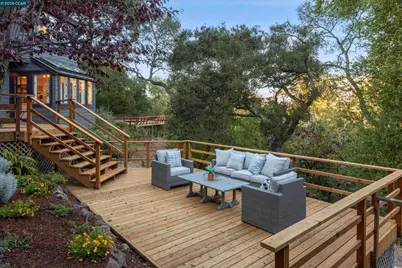 1070 Bollinger Canyon Rd, Moraga, CA 94556 - Photo 39