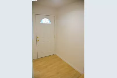 1140 Los Palos Ct, Pittsburg, CA 94565 - Photo 5