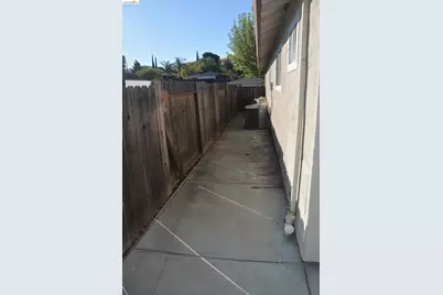 1140 Los Palos Ct, Pittsburg, CA 94565 - Photo 55