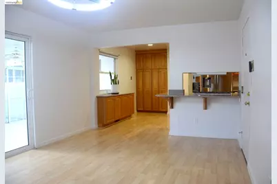1140 Los Palos Ct, Pittsburg, CA 94565 - Photo 13
