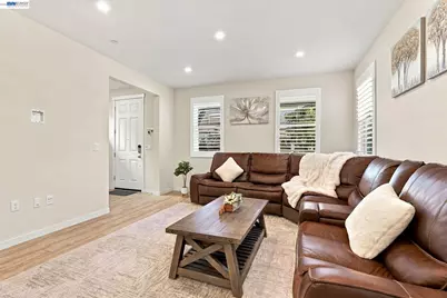 163 Prusiner Ln, Mountain House, CA 95391 - Photo 7