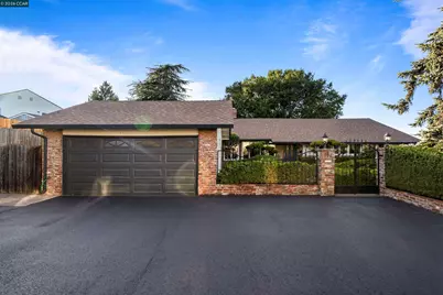 36 Christopher Ct, El Sobrante, CA 94803 - Photo 5
