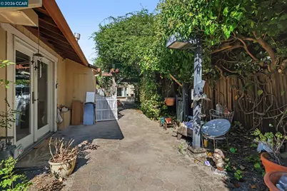 401 Mayhew Way, Walnut Creek, CA 94598 - Photo 21