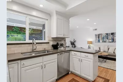 255 Knight Dr, San Rafael, CA 94901 - Photo 13