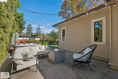 118 Greenbank Ave, Piedmont, CA 94611 - Photo 39