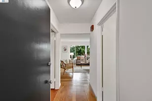 33 Buckeye Ave, Oakland, CA 94618 - Photo 5