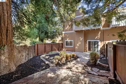 37901 Bright Cmn, Fremont, CA 94536 - Photo 37