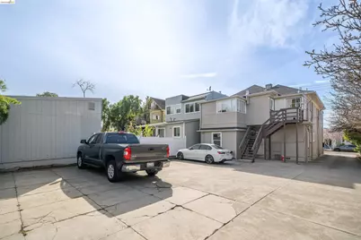 2923 Wheeler St, Berkeley, CA 94705 - Photo 33