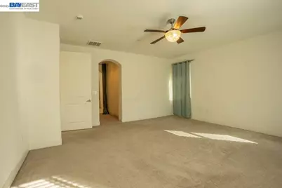 9241 Tea Tree Ct, Gilroy, CA 95020 - Photo 31