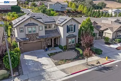 9241 Tea Tree Ct, Gilroy, CA 95020 - Photo 7