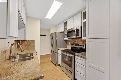 15335 Washington Ave #204, San Leandro, CA 94579 - Photo 11