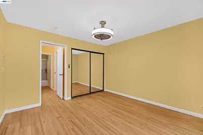 15335 Washington Ave #204, San Leandro, CA 94579 - Photo 13