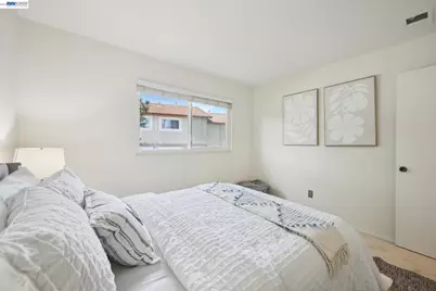 728 Saint Michael Cir, Pleasanton, CA 94566 - Photo 35
