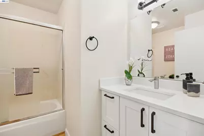 728 Saint Michael Cir, Pleasanton, CA 94566 - Photo 37