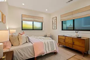 2411 Sixth St, Berkeley, CA 94710 - Photo 29