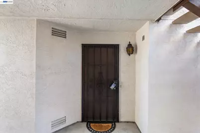 21117 Gary Drive #213, Hayward, CA 94546 - Photo 3