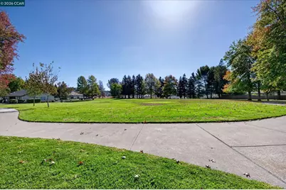 1104 Canterbury, Hercules, CA 94547 - Photo 31