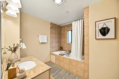 7099 Pinehaven Road, Oakland, CA 94611 - Photo 57