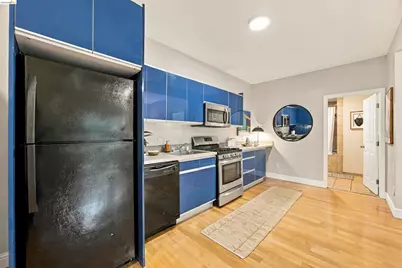 7099 Pinehaven Road, Oakland, CA 94611 - Photo 45