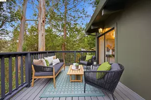 7099 Pinehaven Rd, Oakland, CA 94611 - Photo 37