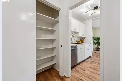 4 Commodore Dr #D222, Emeryville, CA 94608 - Photo 11