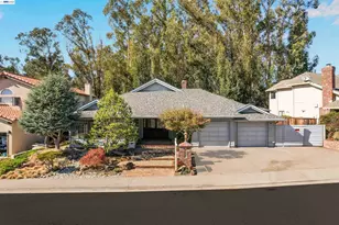 17955 Center St, Castro Valley, CA 94546 - Photo 1