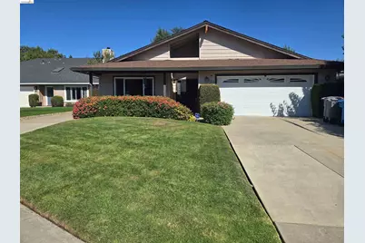 927 Howard Ave, Gilroy, CA 95020 - Photo 1