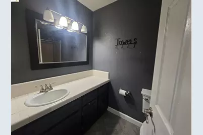 927 Howard Ave, Gilroy, CA 95020 - Photo 21