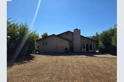 927 Howard Ave, Gilroy, CA 95020 - Photo 27