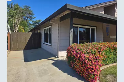 927 Howard Ave, Gilroy, CA 95020 - Photo 3