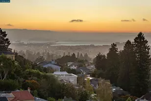 32 Sheridan Rd, Oakland, CA 94618 - Photo 45