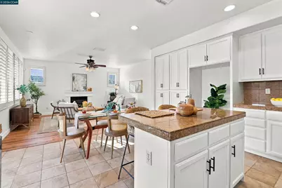 568 Farrington St, Mountain House, CA 95391 - Photo 9