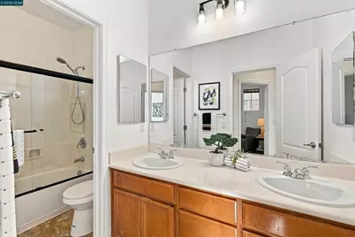 568 Farrington St, Mountain House, CA 95391 - Photo 23