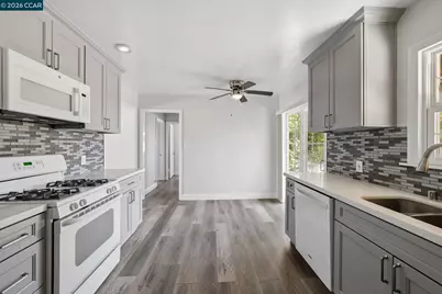 111 Manor Dr, Bay Point, CA 94565 - Photo 11